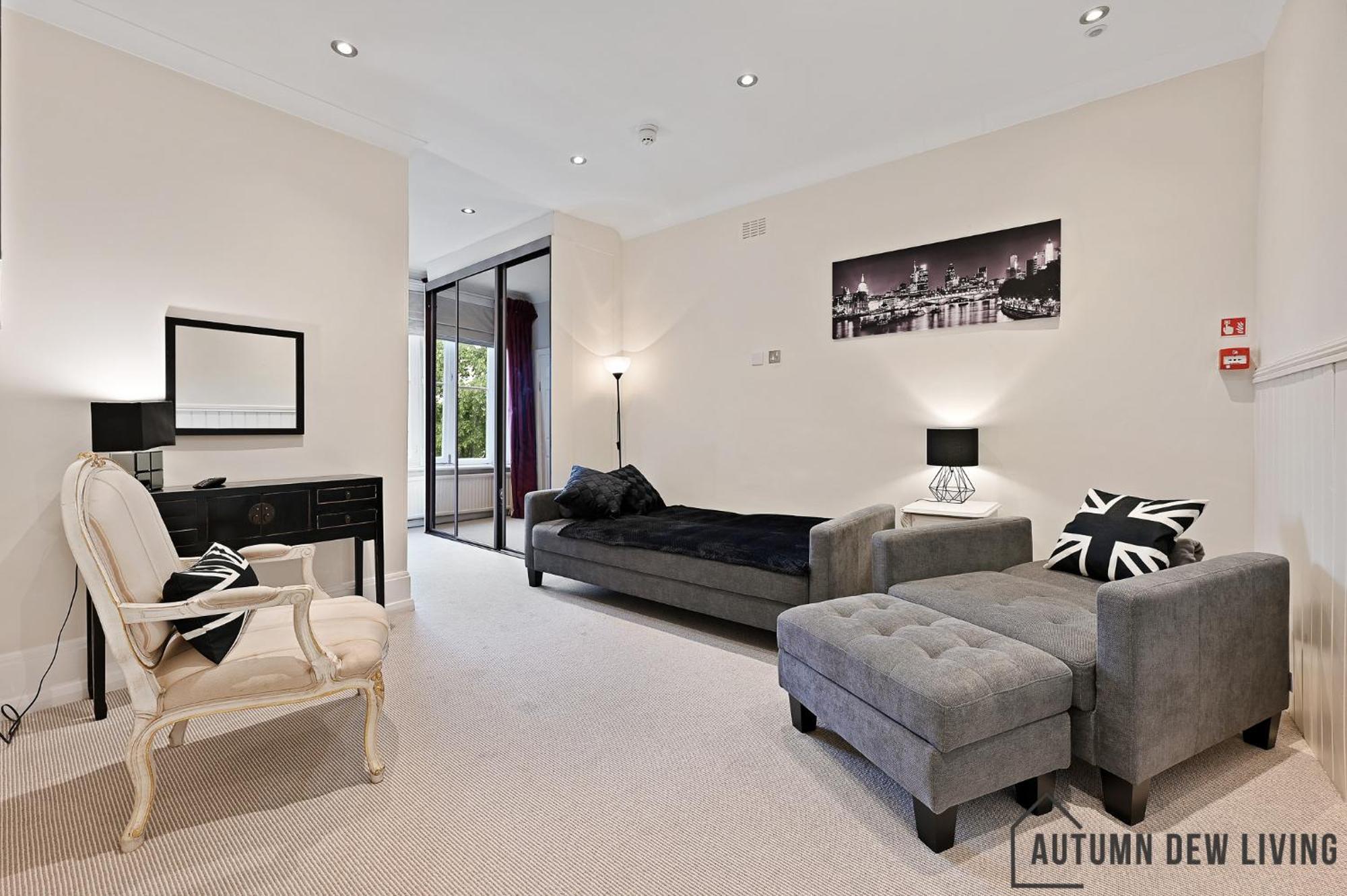 Apartamento Beautiful 2 King Size Beds 2 Bath- Sleeps 5 In Earls Court Londres Exterior foto